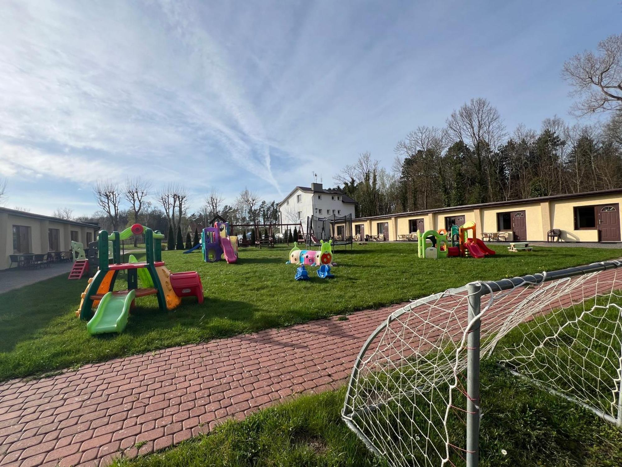 Osrodek Rodzinny "Pod Wydmami" Przy Plazy , Plac Zabaw , Rowery Sarbinowo Exteriér fotografie