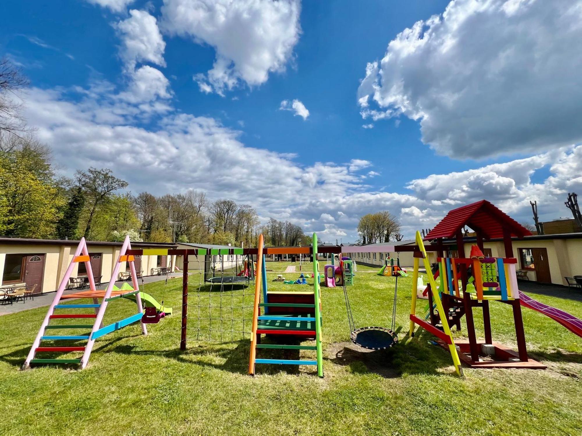 Osrodek Rodzinny "Pod Wydmami" Przy Plazy , Plac Zabaw , Rowery Sarbinowo Exteriér fotografie